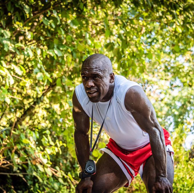 Footballtweet's tweet photo. 44-years old and Clarence Seedorf is still fitter than most players. 💪 https://t.co/yVSsgRWid6