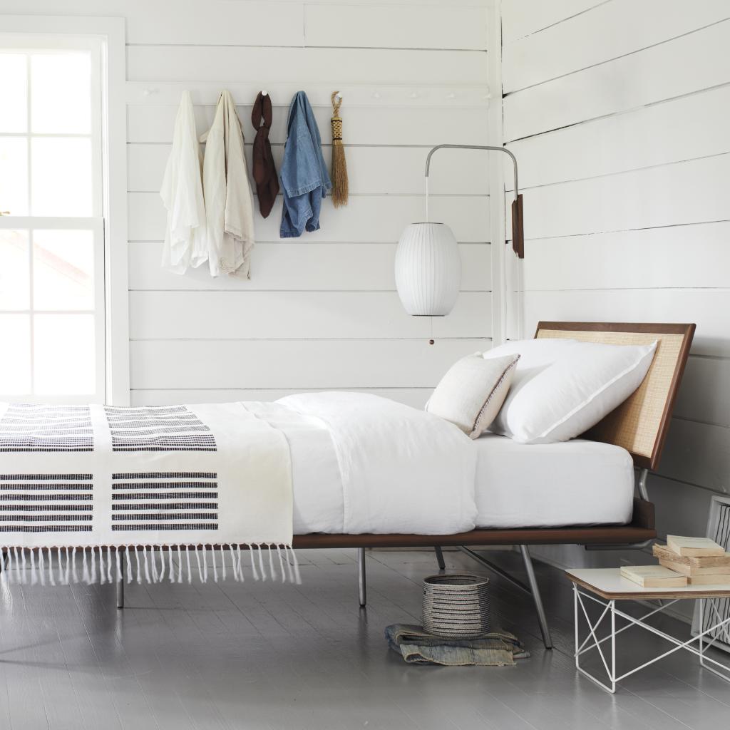 As temperatures fall, the Nelson Wall Sconce is putting us into snuggle mode. Just an arm's reach away, it's easy to turn on and off, and even frees up the nightstand for all your bedtime stories. Shop the Lighting Sale for 15% off and free shipping: https://t.co/N3CtZydK1g https://t.co/yDAXevqH9A