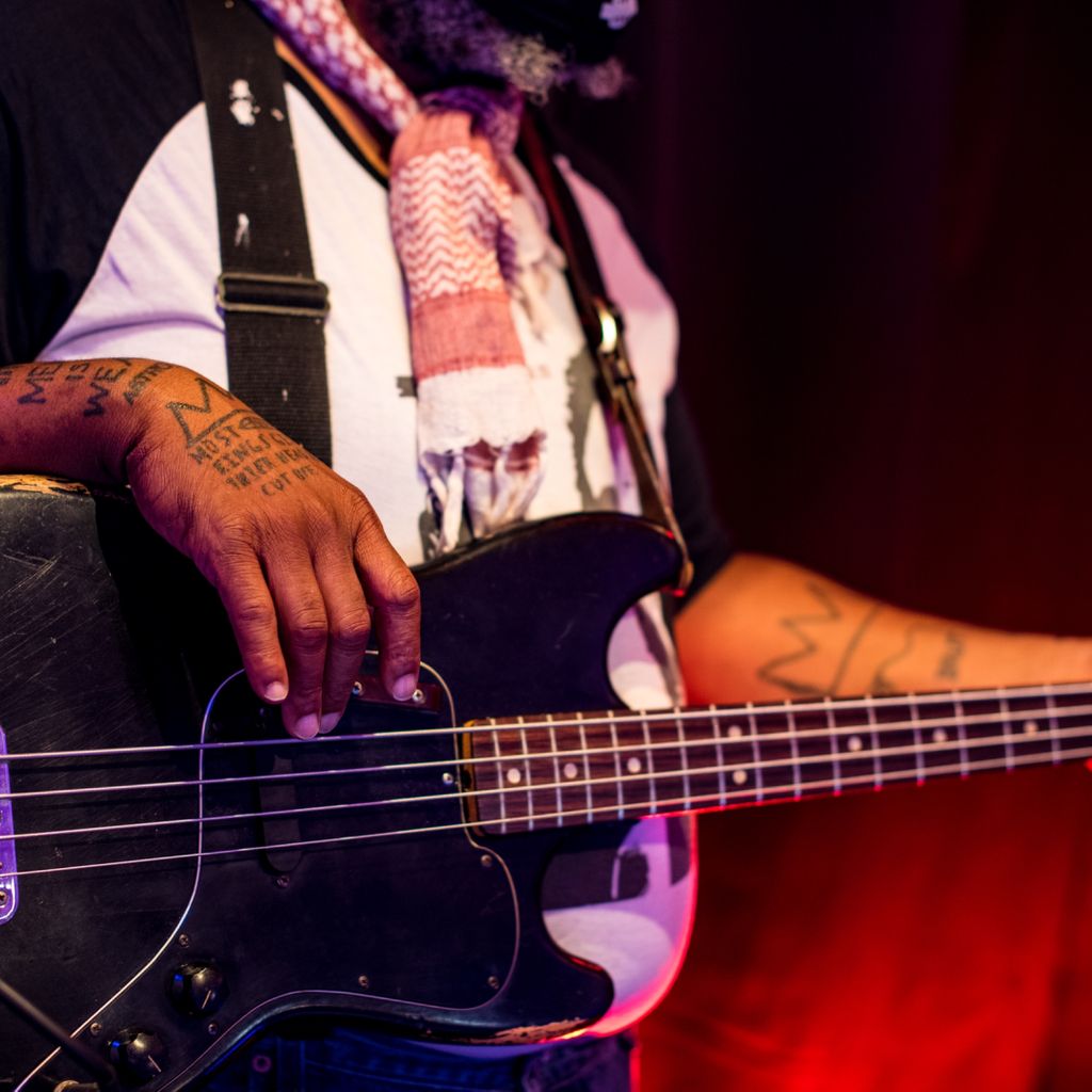 MABScle's tweet photo. We are Mourning {A} BLKstar. #Mourningablkstar
https://t.co/ChJ7Y41cRY
#BLKart #BLKmusic #Musicsaves #BLKartsaves #heartmusic #blkbassplayers #beatmakers #blkalternative #blkpunk https://t.co/bBOXJApNuU