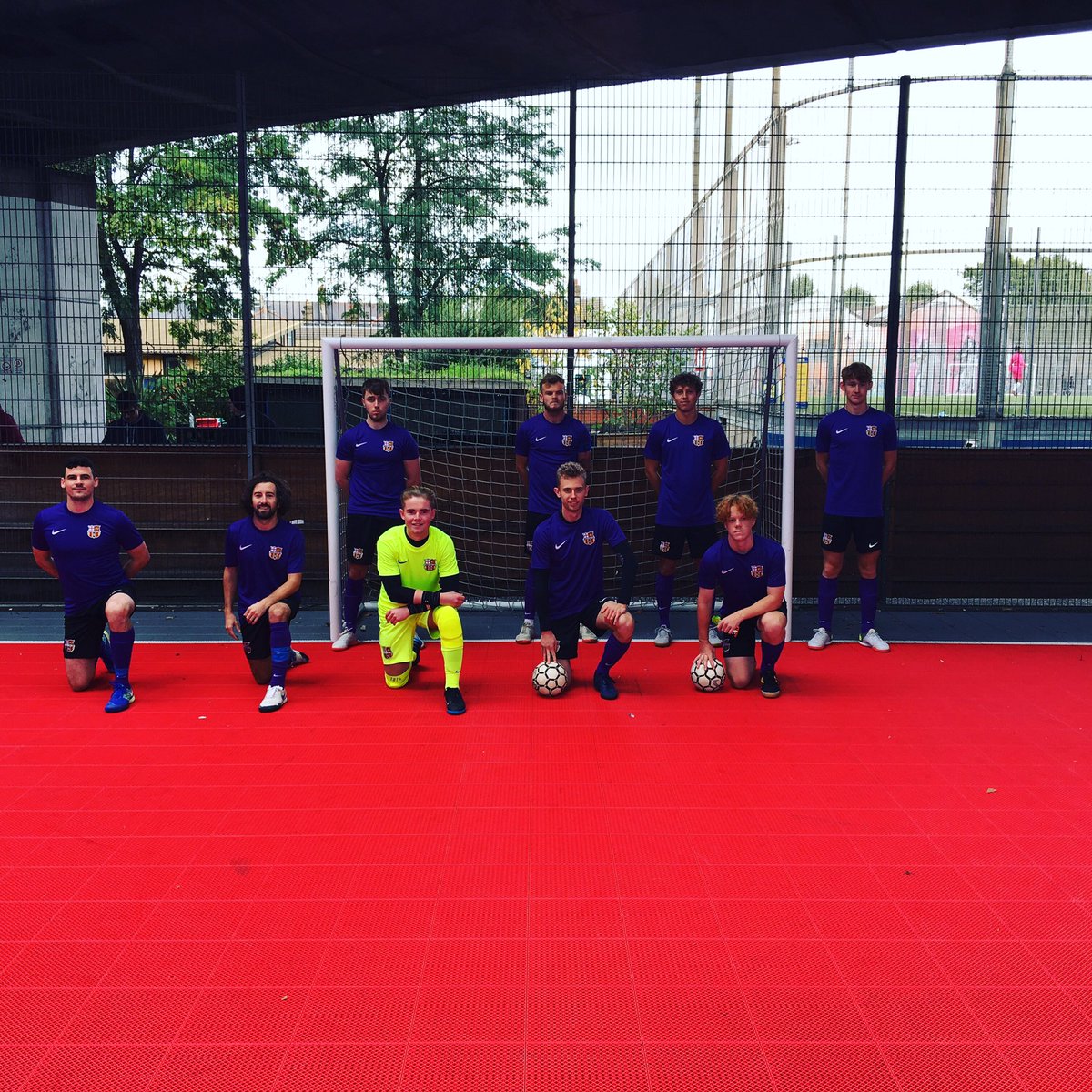 WessexFutsal's tweet photo. #savefutsal #FutsalForAll @FA @nationalfutsalseries @fafutsalrefs nice to get game time in against @Royals_Futsal @oxfordlions &amp; @CamFutsalClub today @FutsalArenasUK Lots of familiar faces from the futsal family #KOKO https://t.co/11OMn0K9OH