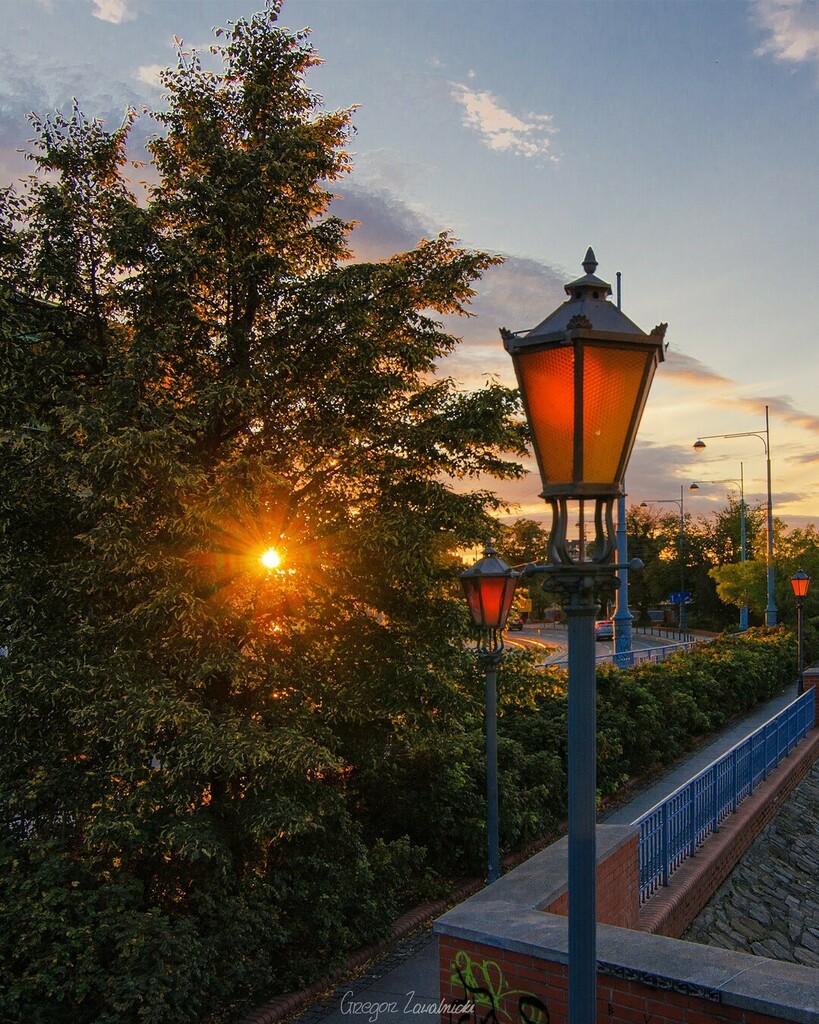 GZawalnicki's tweet photo. sunset
#wrocław #cityphotography #wroclove #streetlamps #cityscape #citydetails #polandgrams #polandphotos #polandsights #kochamwroclaw #wroclovers #igerswroclaw #igerspoland #photopoland #nikonphotography #sunset #mojapolska #nikonphotography #sunsetpho… https://t.co/Swv1Zy7wQP https://t.co/X7RhiK7rsG