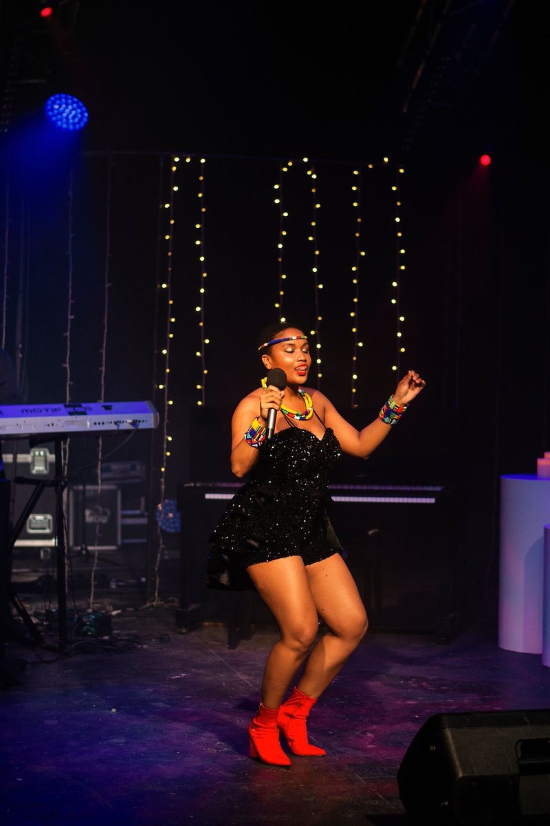 KimJaydeBlog's tweet photo. @simmymusicsa A @RoseFestZA Queen from the jump! You're such a sweetie💕 
📸 @KjproductionsR #KimJaydeProductions #ROSEFEST2020 https://t.co/GJL8EeUFaN