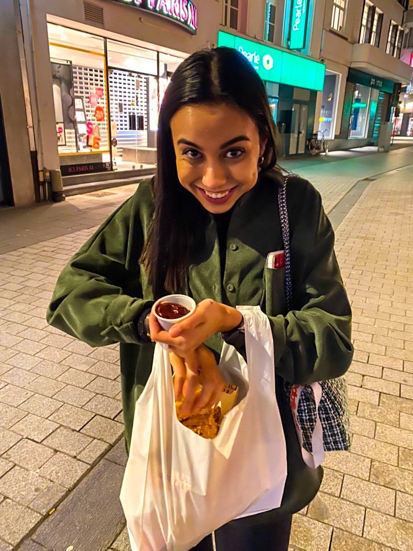 LailaBeernaert's tweet photo. Imagine dating her goodluck @JariBalcaen https://t.co/heQN2rs68i