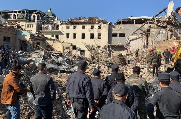 Zemfira44232844's tweet photo. Armenian military attacked to the civilian. And nobody in the world want to see this crime. CNN International BBC News  Euronews English  you guys  dont want to see what is happening in Azerbaijan. How civilians killed by armenian !
#StopArmenianTerror
#PrayForGanja #Ganja https://t.co/jA7ycLkDI5