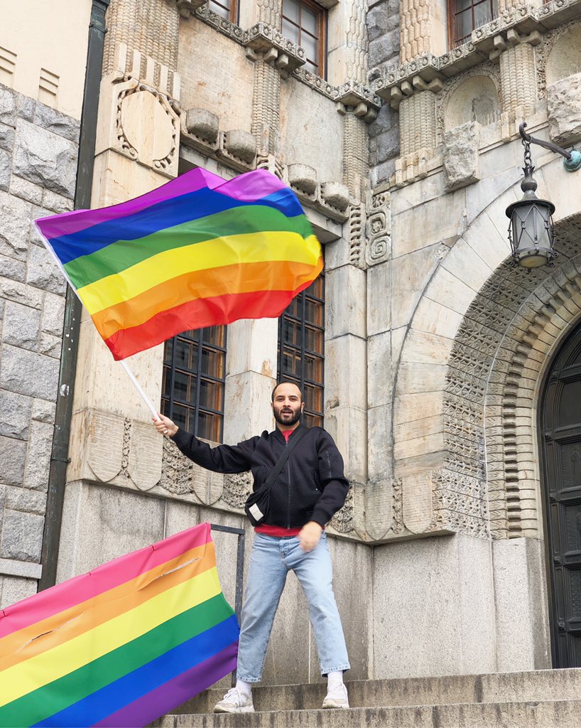 Happy international coming out day 🍭 #comingout #gay #lgbtq #lgbt #pride #lesbian #loveislove #queer #bisexual #transgender #trans #pridemonth #nonbinary #gaypride #love #genderfluid #comingoutstory #pansexual #bi #lgbtqia #memes #gaymemes #instagay #lgbtpride #lgbtmemes