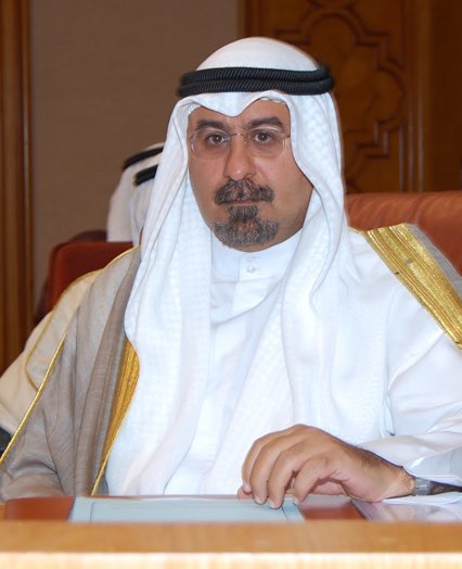 يقول المتنبي
وَإِذا أَتَتكَ مَذَمَّتي مِن ناقِصٍ
فَهِيَ الشَهادَةُ لي بِأَنِّيَ كامِلُ

#محشوم_الشيخ_محمد_صباح_السالم