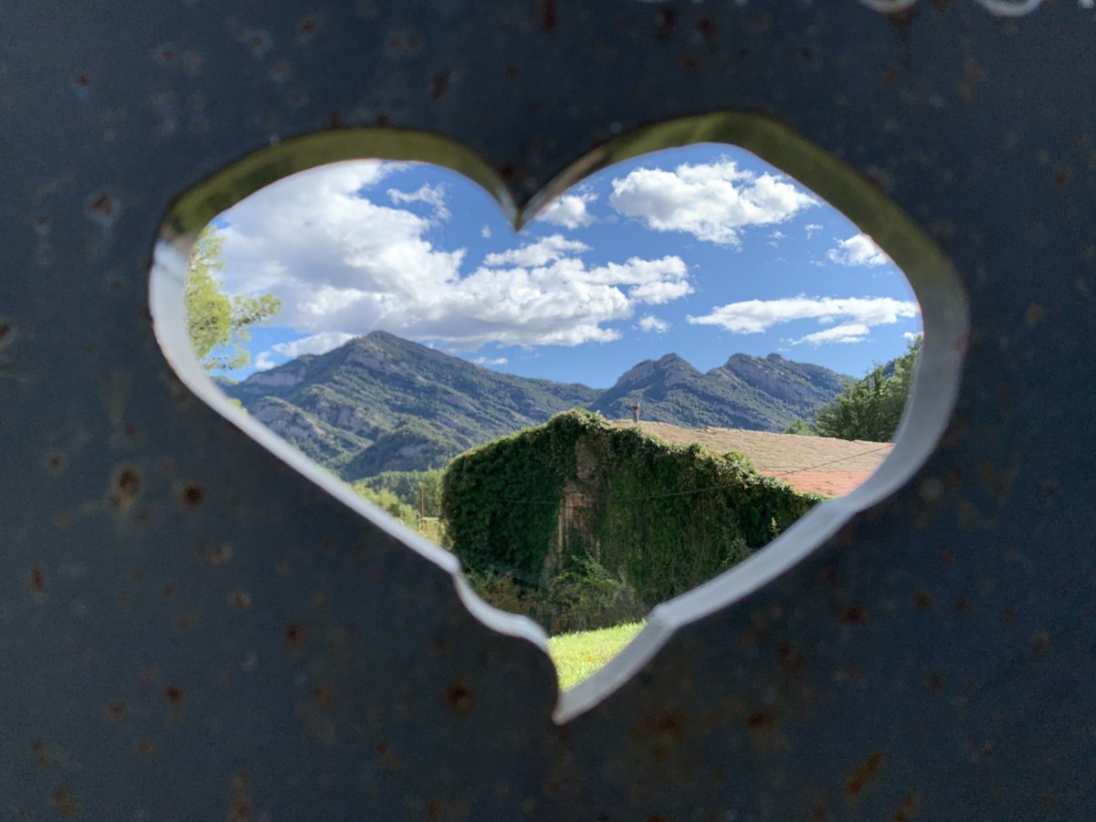 NevadoMarga's tweet photo. Always in my heart 💞 

@eltempsTV3 @MeteoMauri #picancel #bergueda #meteocat #vilada #eltempstv3 #Catalunya #NaturePhotography #natura #nature #mountains https://t.co/Lbfwl1Is5F