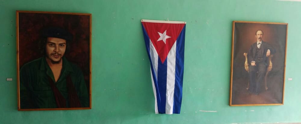 Grg69413088's tweet photo. Ya casi listo el montaje de los trabajos de los estudiantes de artes visuales en @cpeaVC 
#SomosContinuidad #ElArteDeEnseñarElArte #SomosCuba 
#CubaEsCultura  #EternoGuerrillero #8DeOctubre https://t.co/2EHnnachiR