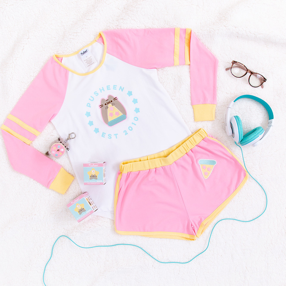 The #Pusheen10thAnniversary PJ set makes for the perfect loungewear set for lazy nights in! 💤 bit.ly/3lAtHWx