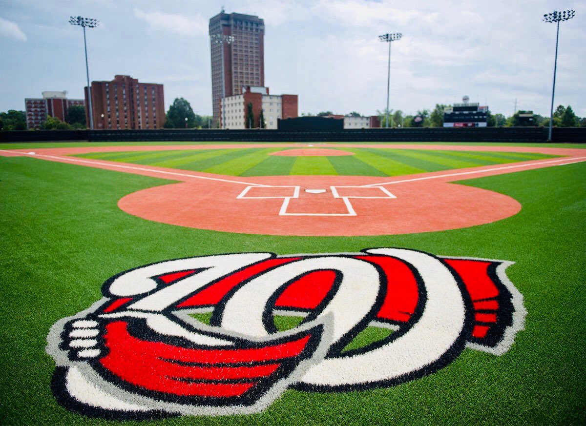t_mott36's tweet photo. Excited to announce my commitment to Western Kentucky University. I want to thank my family, coaches and everyone who has helped me get to where I am today. #3HG #GoTops https://t.co/3O7IaBLJDZ