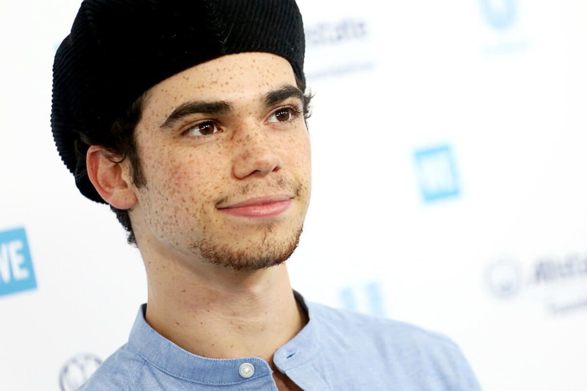 InsideTheMagic's tweet image. Fans Want Cameron Boyce to Get a Star on Hollywood Walk of Fame -- bit.ly/34KRhJx

#cameronboyce #disneychannel #disney