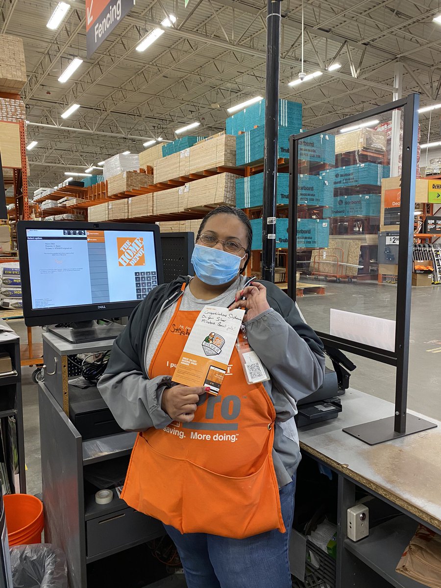 JessTHD's tweet image. The weekend continued with recognition! 🧡 #cashierappreciationmonth