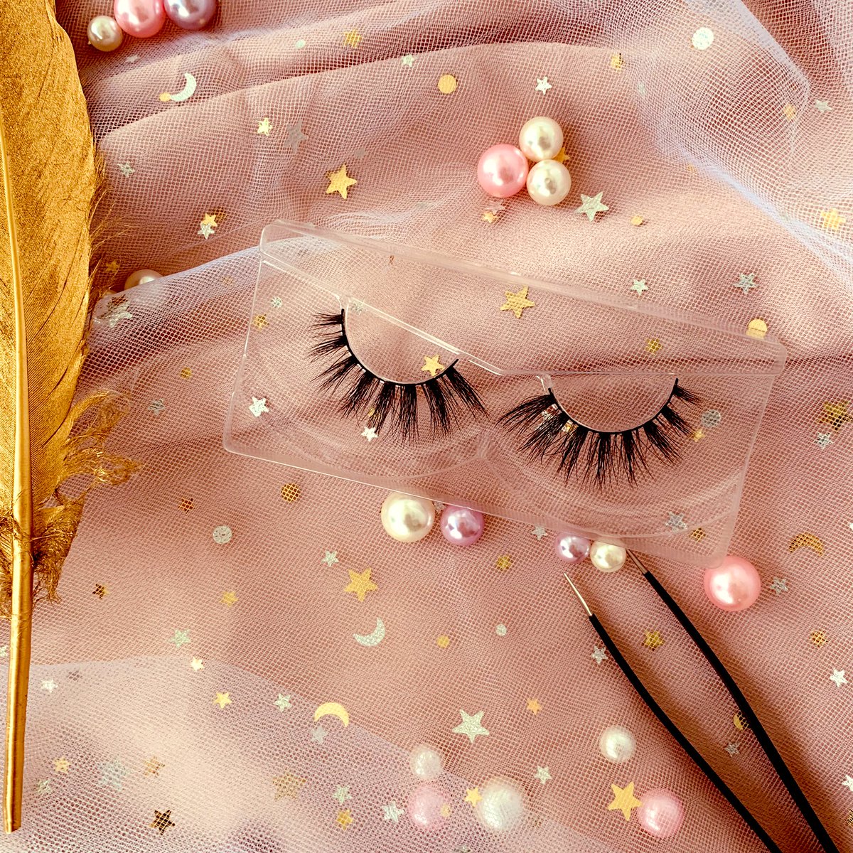 MyFabulash's tweet photo. Hello beauty! Check for today’s new eyelashes! We, MyFabulash are waiting for you 💕 #eyelashes #makeup #dailylook #eyelash https://t.co/3mcl4nyuIu