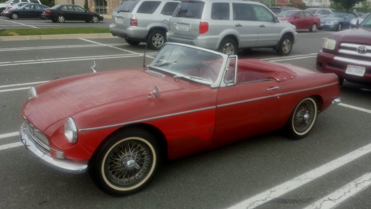 Schneider_DC's tweet photo. MG's last Chief Engineer died on Friday. Don Hayter played a major role in designing the MGB, car for the ages.
#WhyWeDrive https://t.co/0W4i6bvzEA
