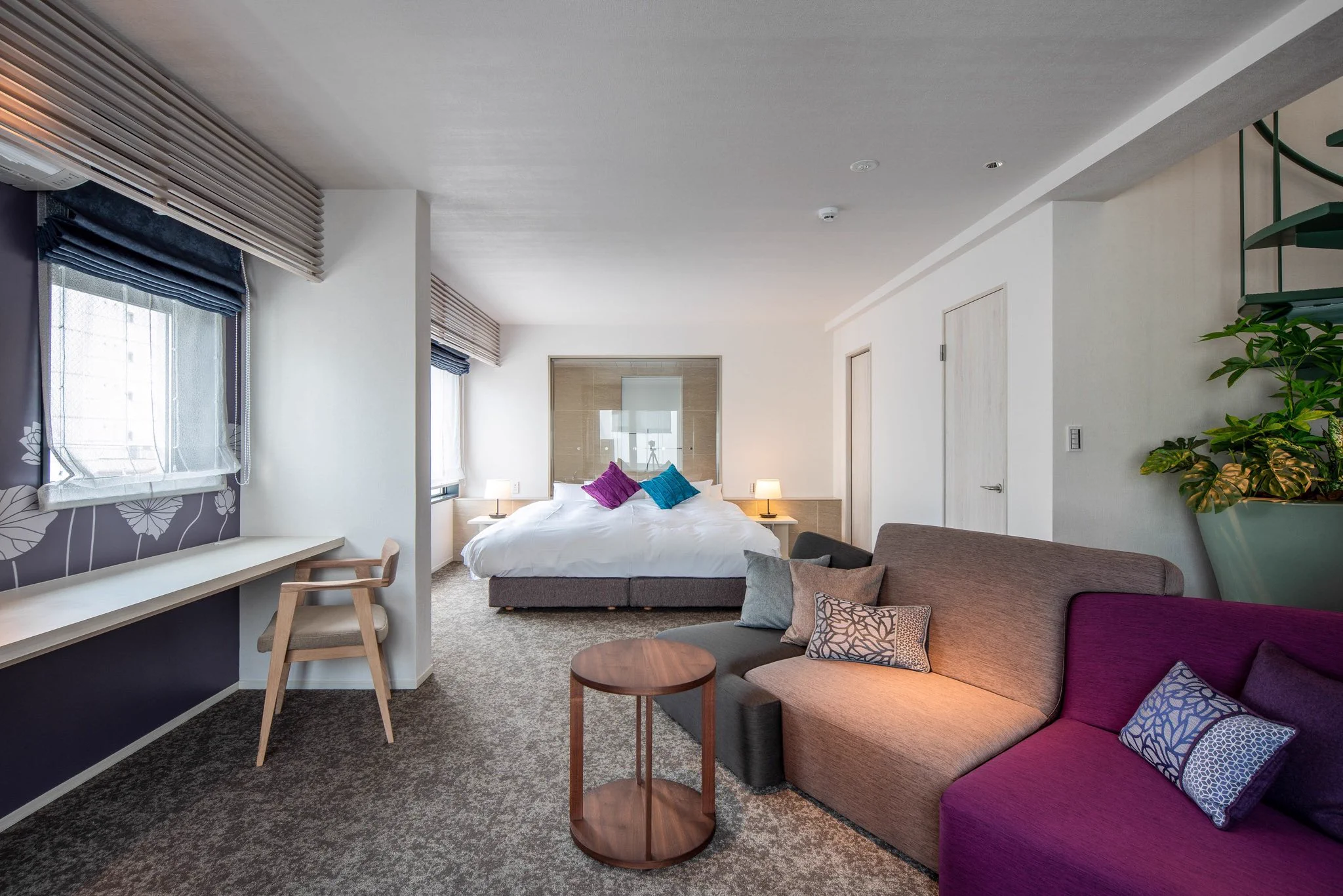 モダンな客室、クラフトビールやハーゲンダッツなどが無料のバーラウンジ… 京都の「La Viola」が凄い！！