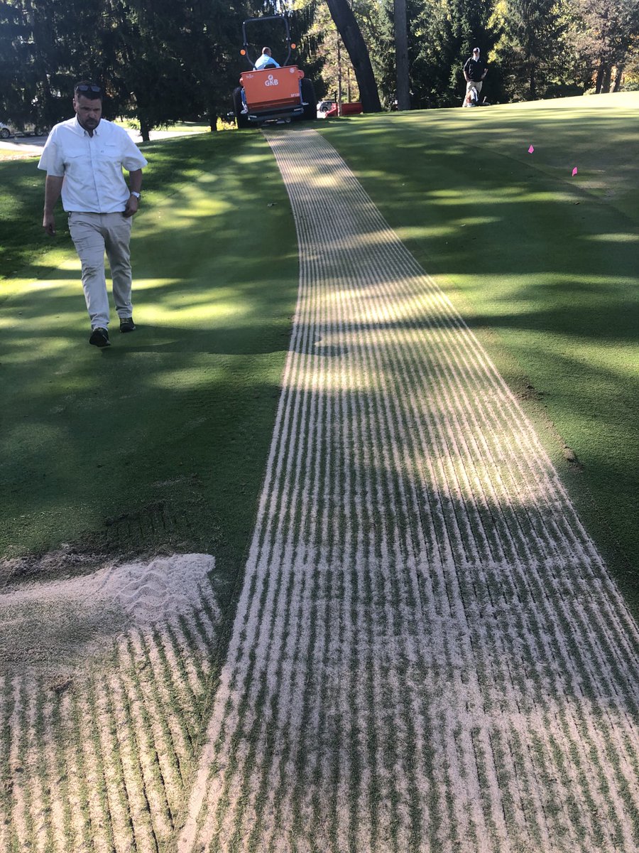 JTgolfsuptSHGC's tweet photo. ⁦16 approach won’t be wet anymore! Thanks to the Sandfiller. Great demo very impressive! Thank you ⁦@LBakerTurf⁩ ⁦@cliffwstewart⁩ ⁦@SycamoreHillsFW⁩ ⁦@STECEquip⁩ https://t.co/e8Pdr0OXLA