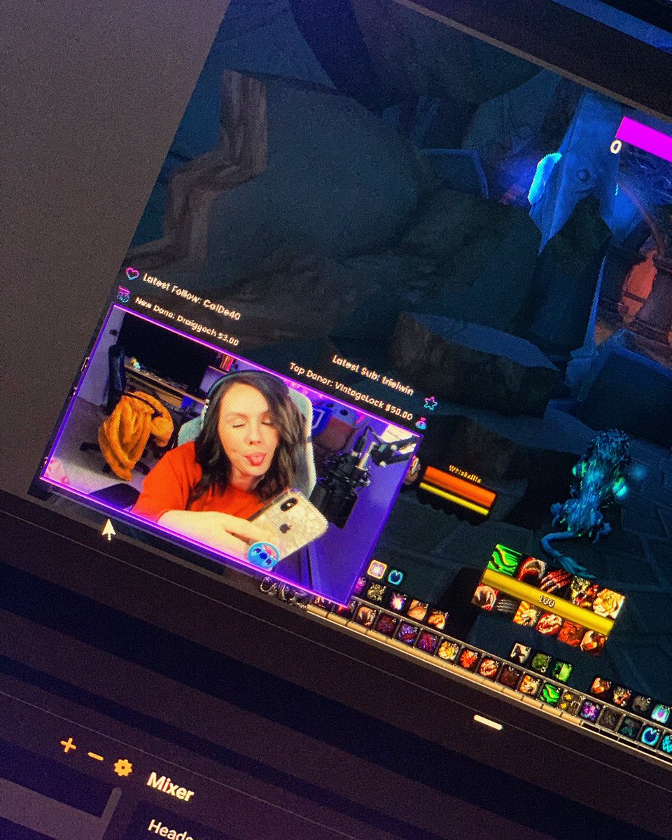 ericakc19's tweet image. Hiiiiii I’m live doing some more mount grinding on WoW! Come hang for a bit :)
🎃twitch.tv/whiskalifa🎃

#worldofwarcraft #twitchstreamer #twitchaffiliate #supportsmallstreamers #liveontwitch #twitchtvstreamer #twitchgirls #smallstreamercommunity #smallstreamerscommunity
