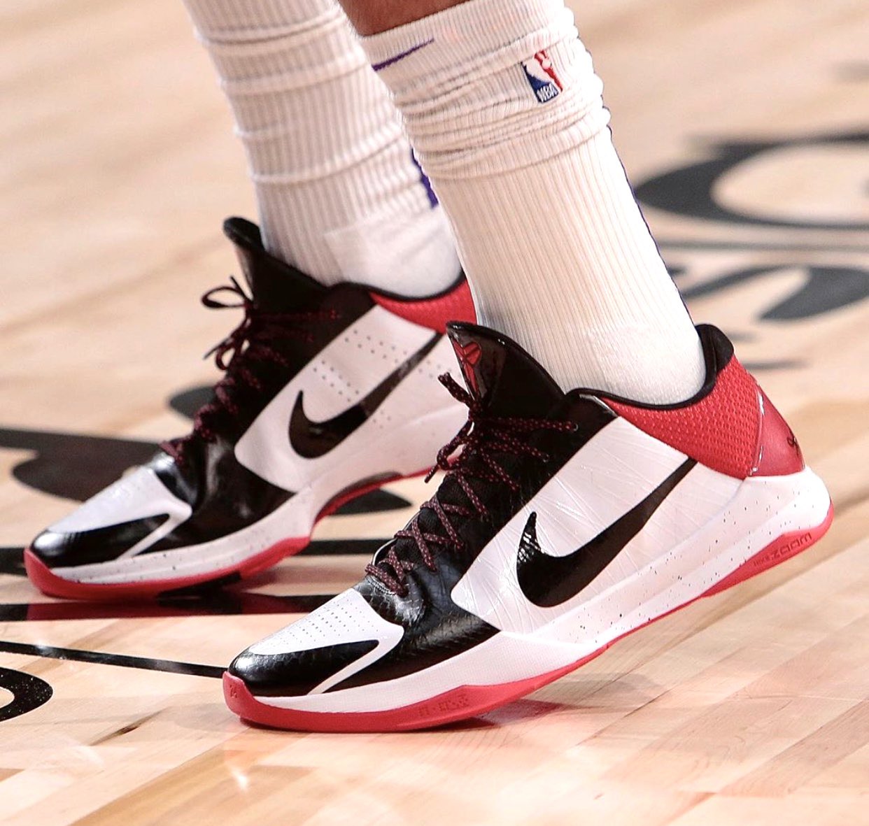 Kobe black toe best sale