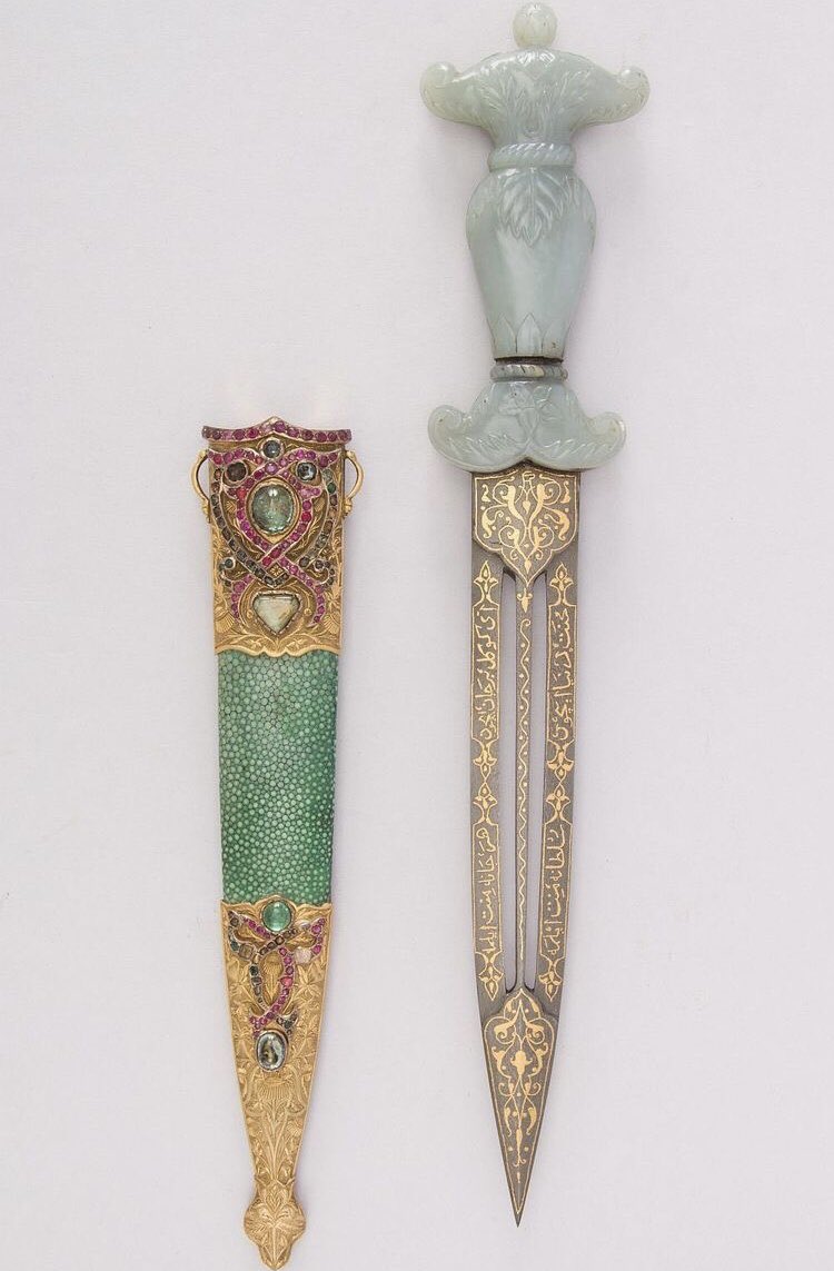fentyfairies's tweet image. 18th century ottoman and indian dagger with sheaths