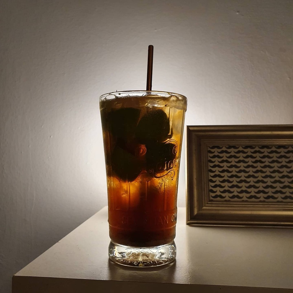 KATREyuk's tweet photo. El secreto de un buen mojito no está tanto en las materias sino el hacerlo con mucho amor... /// Mojito's secret is not about materials used, it's about love use to prepare it...
#mojito #mojitos #mojitoman #nofilter #instanow #happyness #aboutlove #sun… https://t.co/qdwsBc2YMs https://t.co/6rrTQ2yEvK