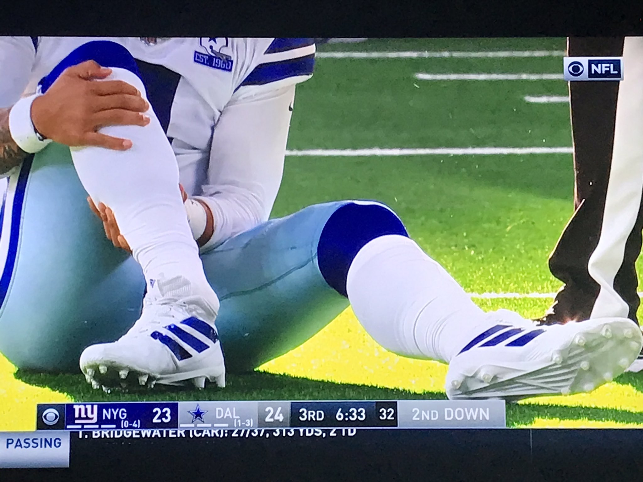 Cowboys ankle broke deals