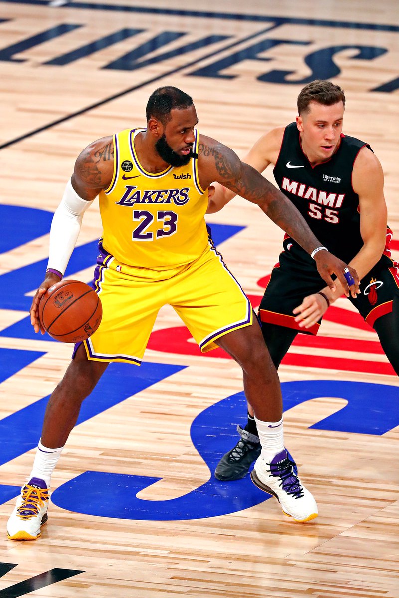 A big HAIL! to <a href="/D_Bo20/">Duncan Robinson</a>

With all that has gone on ... it was a joy to watch &amp; see you become a star! Congrats on all you have accomplished. This is just the beginning ... we can't wait to see what happens

#GoBlue ➡️ #ProBlue 〽️🏀
#HEATCulture <a href="/MiamiHEAT/">Miami HEAT</a>