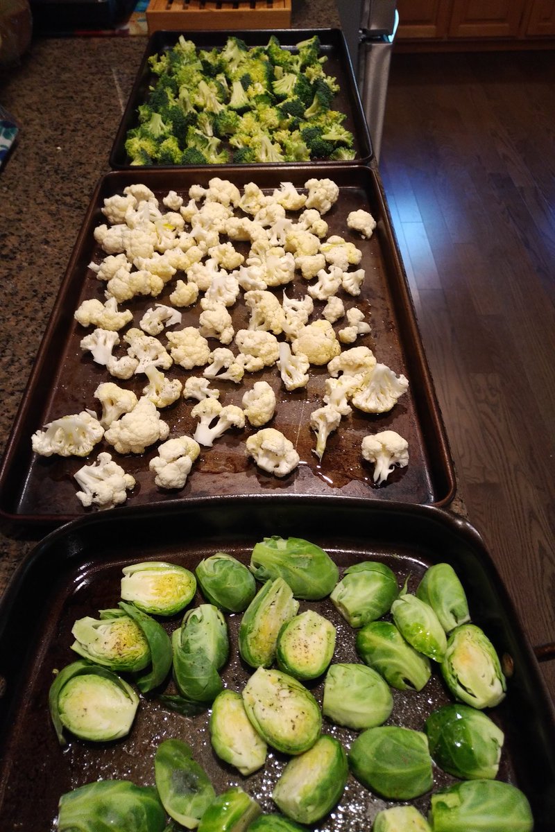janeaarnold's tweet photo. Thank so much @bradys_meats and @HerrlesMarket for helping to make our Thanksgiving dinner absolutely delicious!  #shoplocal https://t.co/HV2u4O7dfm