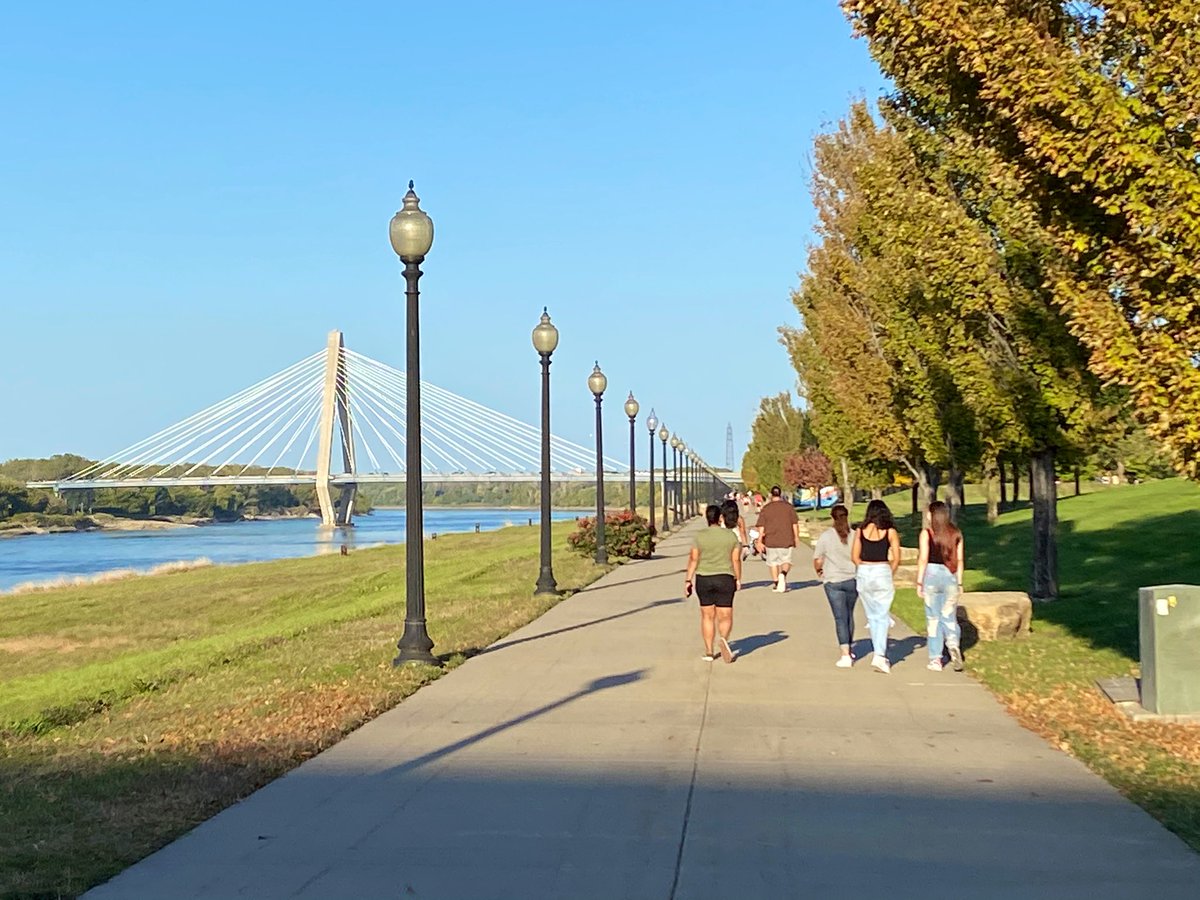 The level of activity and activation down at Berkley Park is off the charts this evening.  Feels like this place is a quickly becoming the region’s preeminent urban park experience.. perhaps as it should be.  Great work <a href="/portofkc/">portkc</a>! #embracetheriver