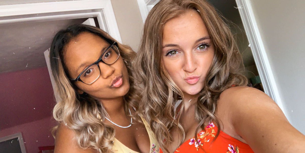 EmmaSliwka's tweet photo. Happy birthday to legit the BEST human! I hope you’re having the best weekend and I’m so sad i couldn’t celebrate with you. Love all the indescribable memories we have together. I LOVE YOUU💕💕 @ttasiataylor https://t.co/xv8UnEoWiF
