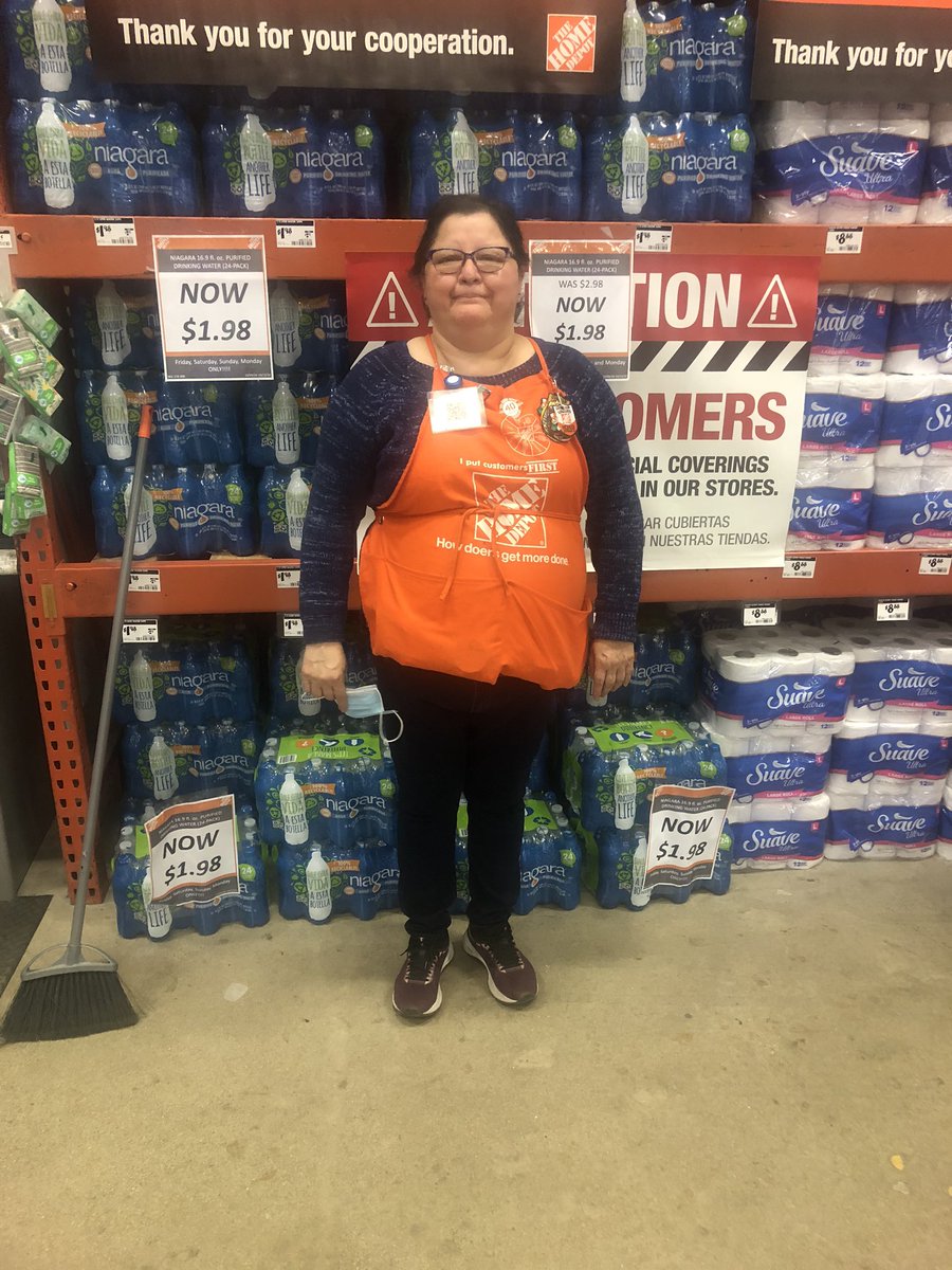 Pipeline starts and ends with CREDIT. Elvira got 8 credit cards opened today.  We gave the team 20 as a goal for the day they got 21 and we are still open.