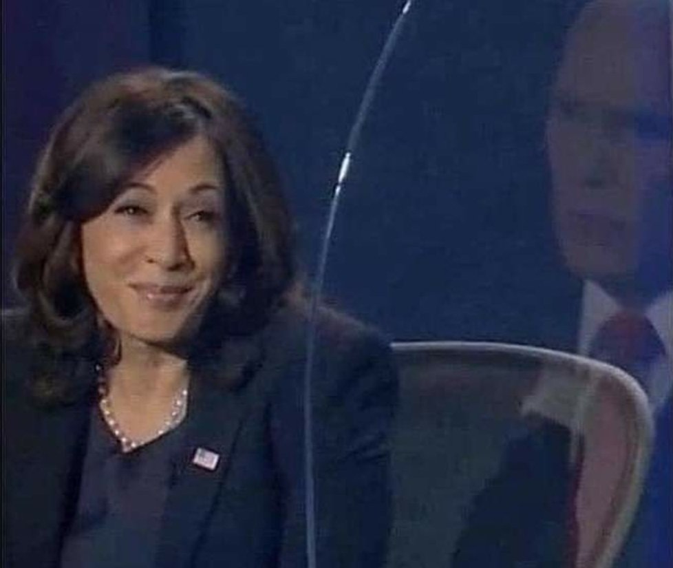RealSpikeCohen's tweet photo. D.A.'s office: We have evidence that the defendant didn't commit this murder.

@KamalaHarris: K.

Defendant: So you're going to release me right?

Harris: https://t.co/ddWQ1V71z6