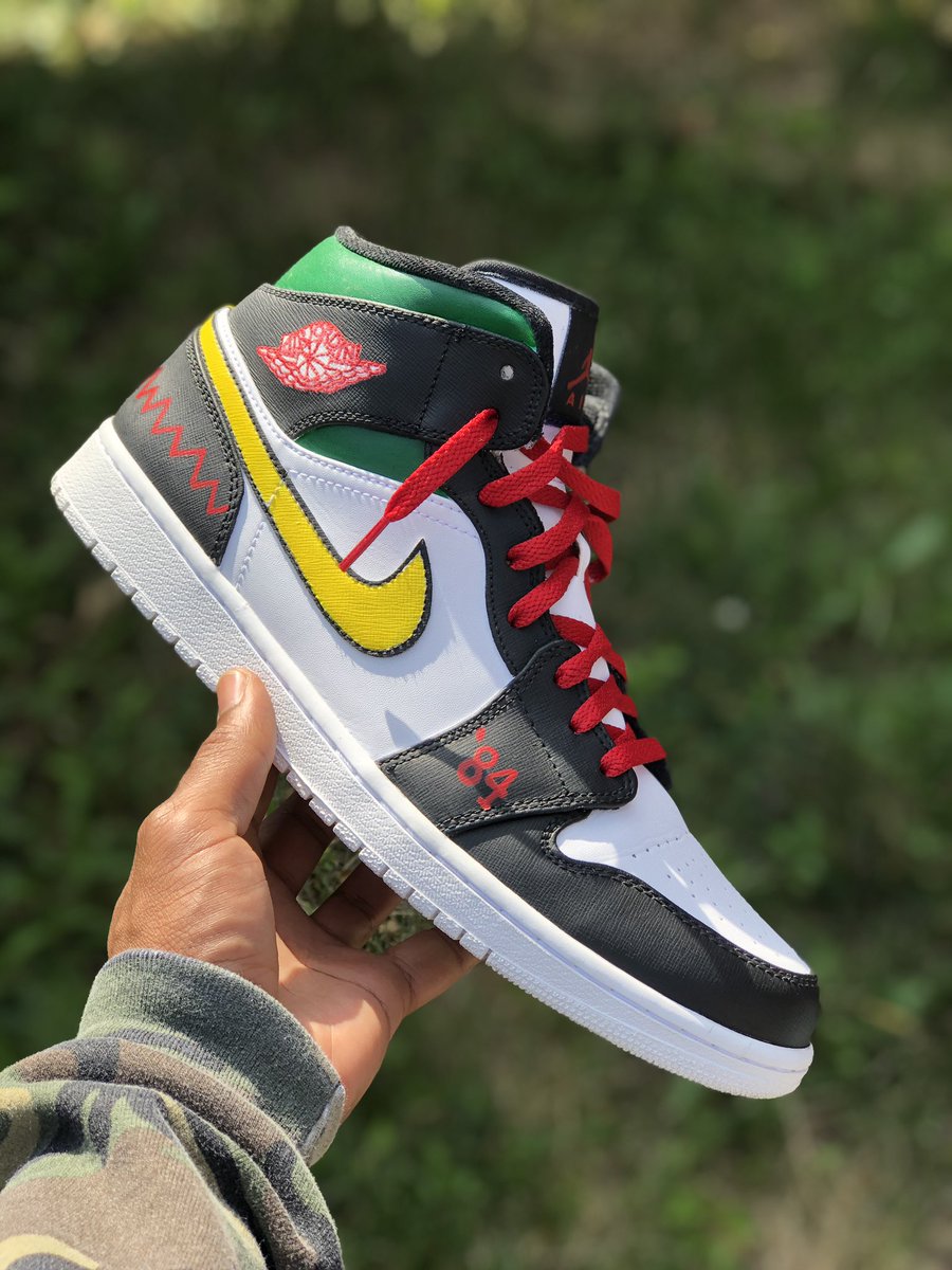 kicksfromcannon's tweet photo. All Customs by meโผ๏ธ RT and Follow to support ๐๐พ #cannonscustomkicks
Check out my Instagram and website https://t.co/Ceq1232tqI contact me for any questions #customkicks #customaf1s #customjordan1s #nikes #jordans #angelusdirect https://t.co/omZkTP6saK