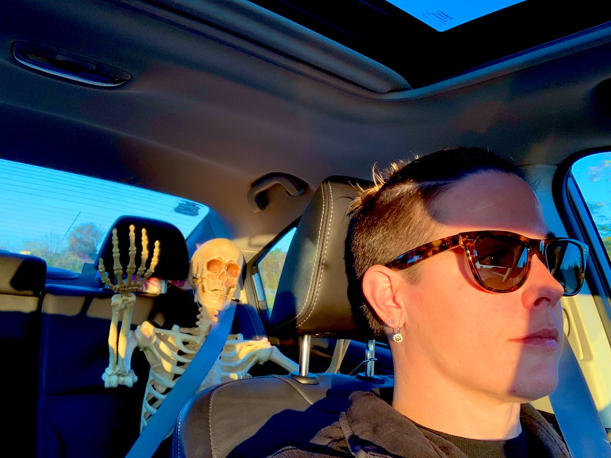 WendyMcclintock's tweet photo. When you SCARE yourself because YOU forgot someone was in the car......🤣😜🤪 #GettingForgetful https://t.co/3MhHp3WR0e