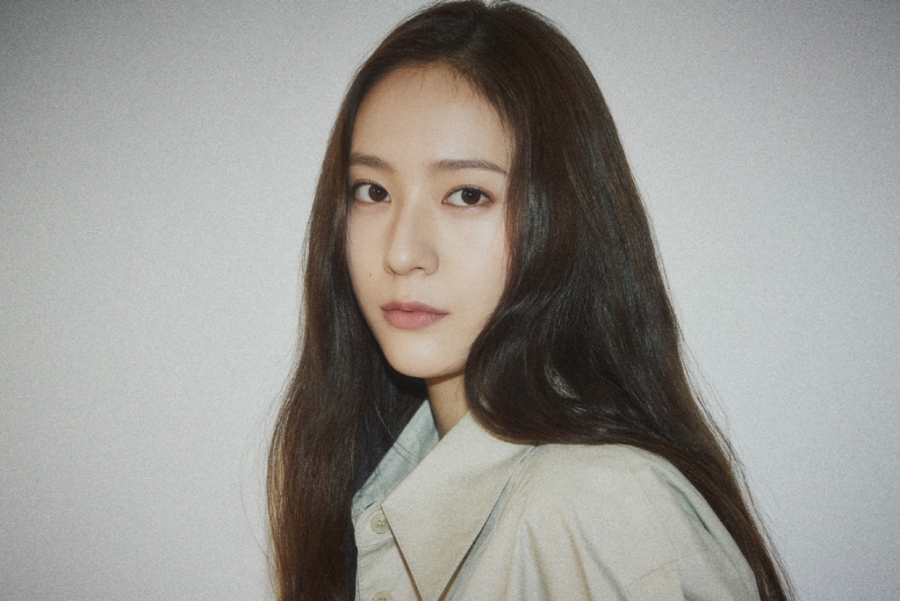 #fx's #Krystal Leaves SM Entertainment + Signs With New Agency soompi.com/article/143098…