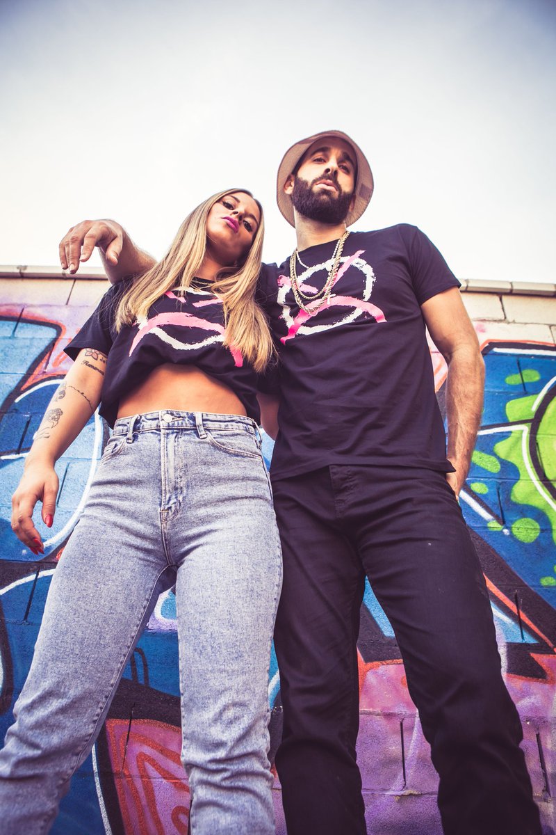 Aún no tienes la camiseta de Er Kabesa? 🔪🔪🔪❤️ pampling.com/productos/7269…