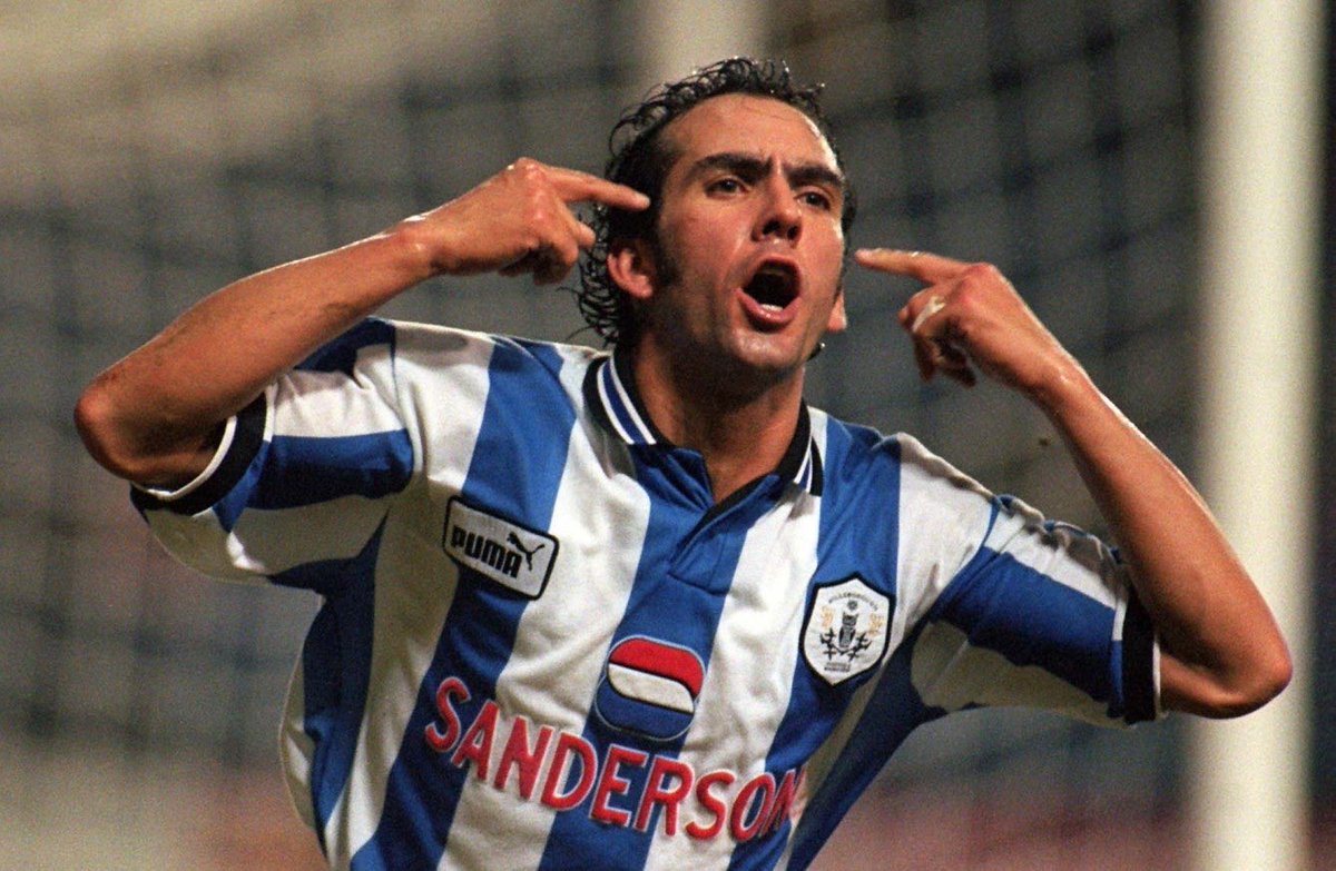 SWFCeveryday's tweet image. No. 42 - Paulo Di Canio. The crazy Italian came to English football with #swfc from Celtic for around £4M. A scorer of great goals (17 in 48 games) his push on a referee led to his cut price sale to West Ham and is said by many to be the tipping point in Wednesdays decline