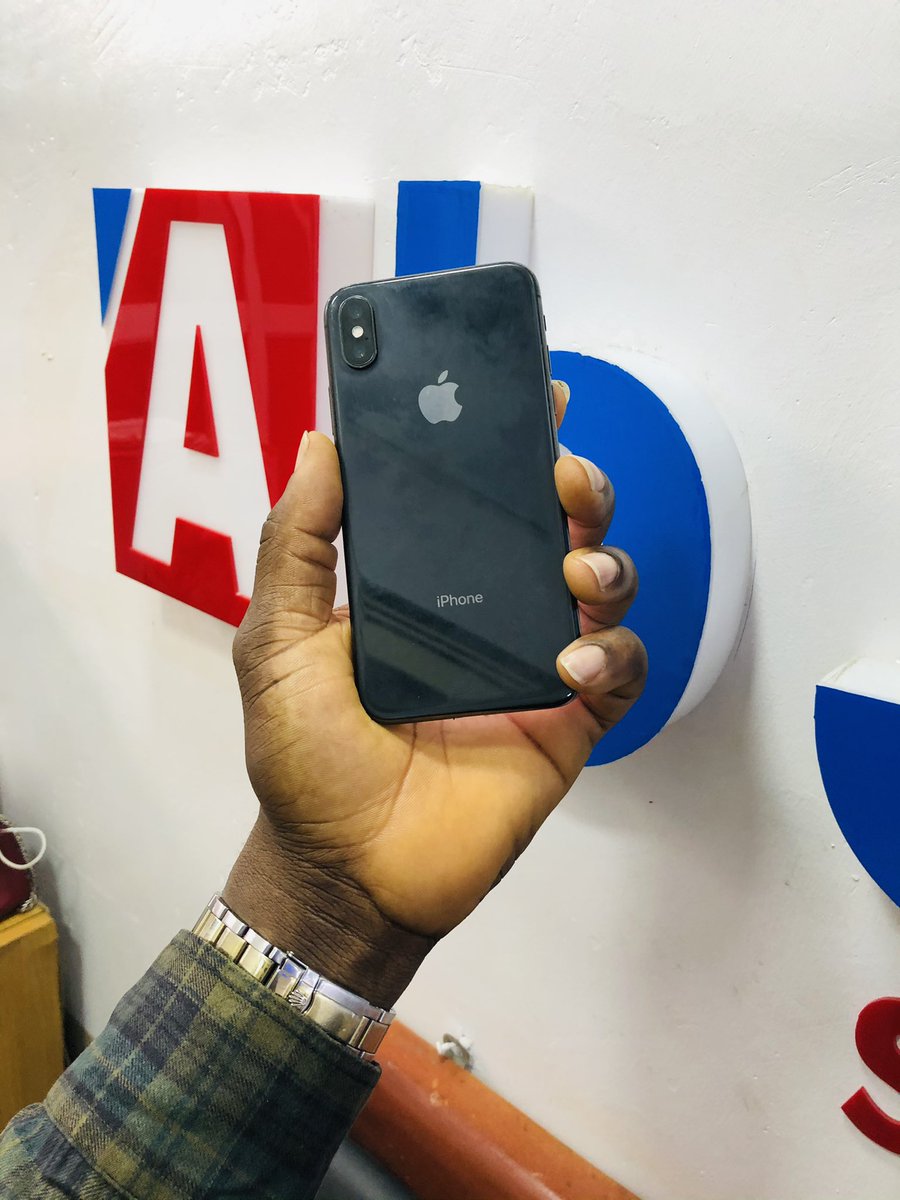 AbsoleSolutions's tweet photo. EARLY MORNING GIVE AWAY DEAL... for #OmoBoy #GiveAway #Negotiable

256gb iPhone X 
No Face ID/Chip unlocked 

165k Pere✊🏽 https://t.co/RNyT3DCaqt