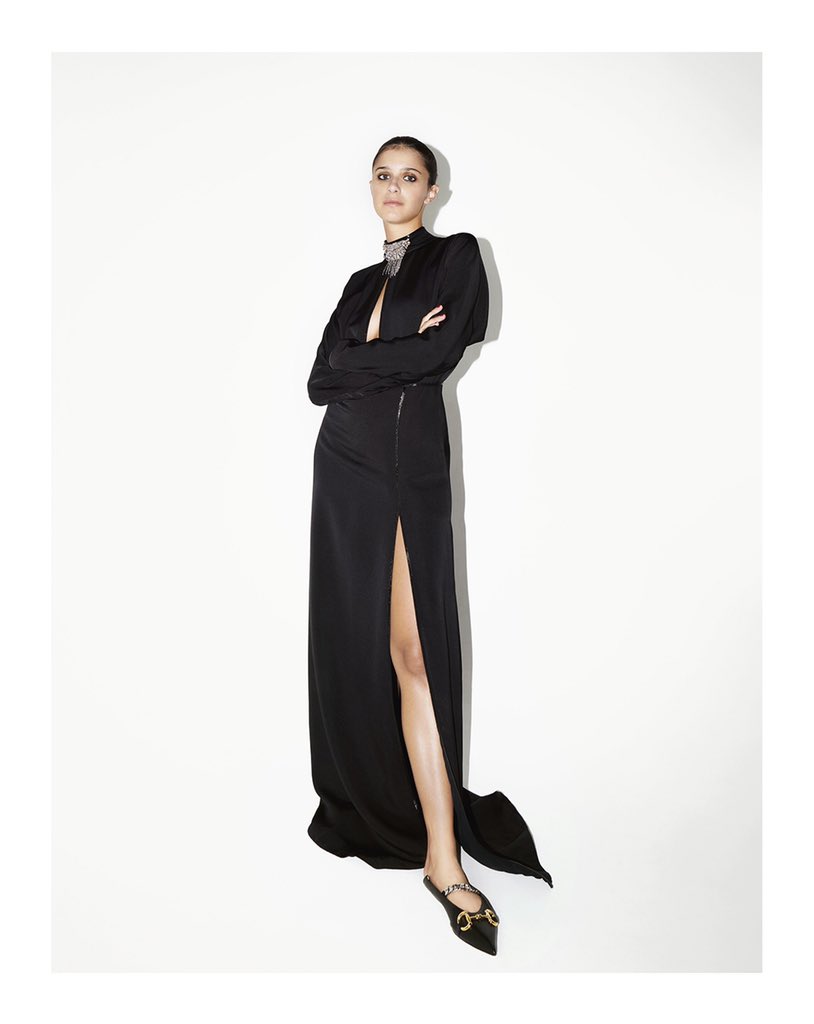 Gucci Japan Alessandromichele による Guccidiy コレクションのルックをまとった女優の ベネデッタ ポルカローリ Benedettaporcaroli Bennipi Musemagazine 最新号のイメージより 撮影 Ferryvandernat スタイリング Francescacefis