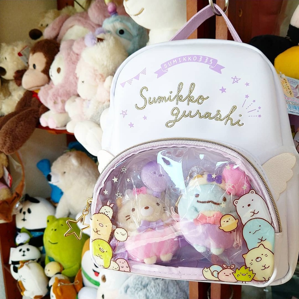 Pepies 雑貨屋ペピーズ Twitterissa お気に入りのてのりぬいぐるみを背負っておでかけできるすみコレリュック 持ち物を収納する部分と 透明窓でぬいぐるみを収納できる便利なツールームタイプ かわいい羽がさりげなくついて ファッションにも合わせやすい