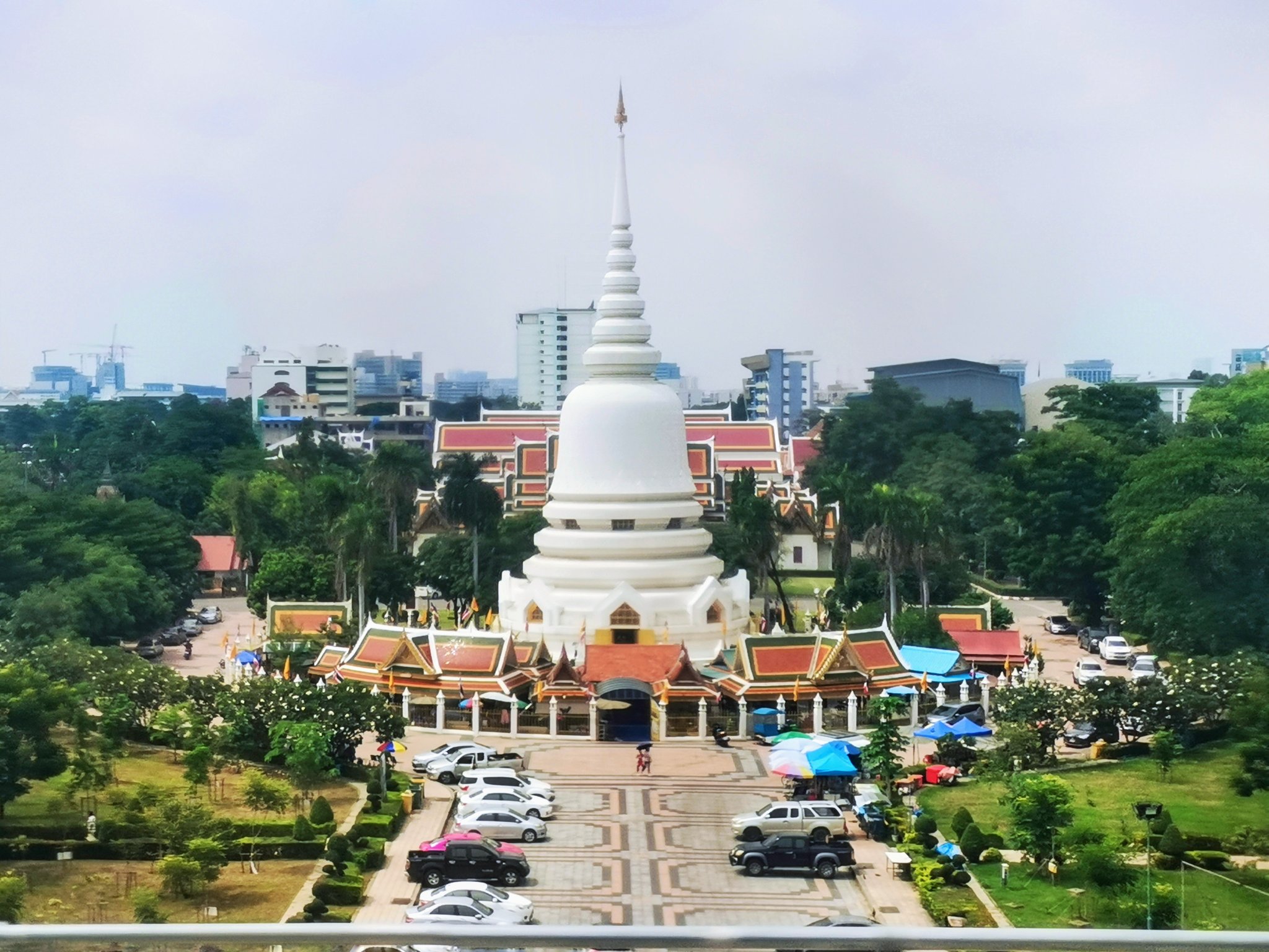 อควาปตินท์ on Twitter: "วัดพระศรีมหาธาตุบางเขน มหาธาตุของยุคประชาธิปไตย  https://t.co/GAhYovco60" / Twitter
