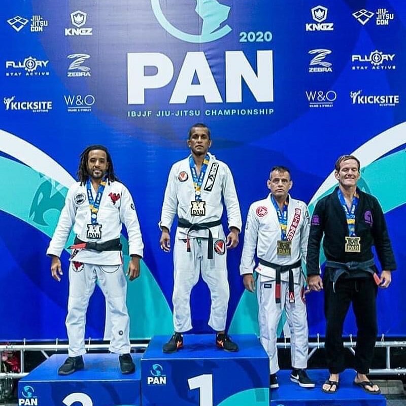 iamjasonchih's tweet photo. “When something bad happens you have three choices. You can either let it define you, let it destroy you, or you can let it strengthen you.” ― Dr. Suess // Pan 2020 Champion // @vicentebjj // @vicentejrteam https://t.co/eltPWF3Fk9 https://t.co/ZhQBJIN8q2