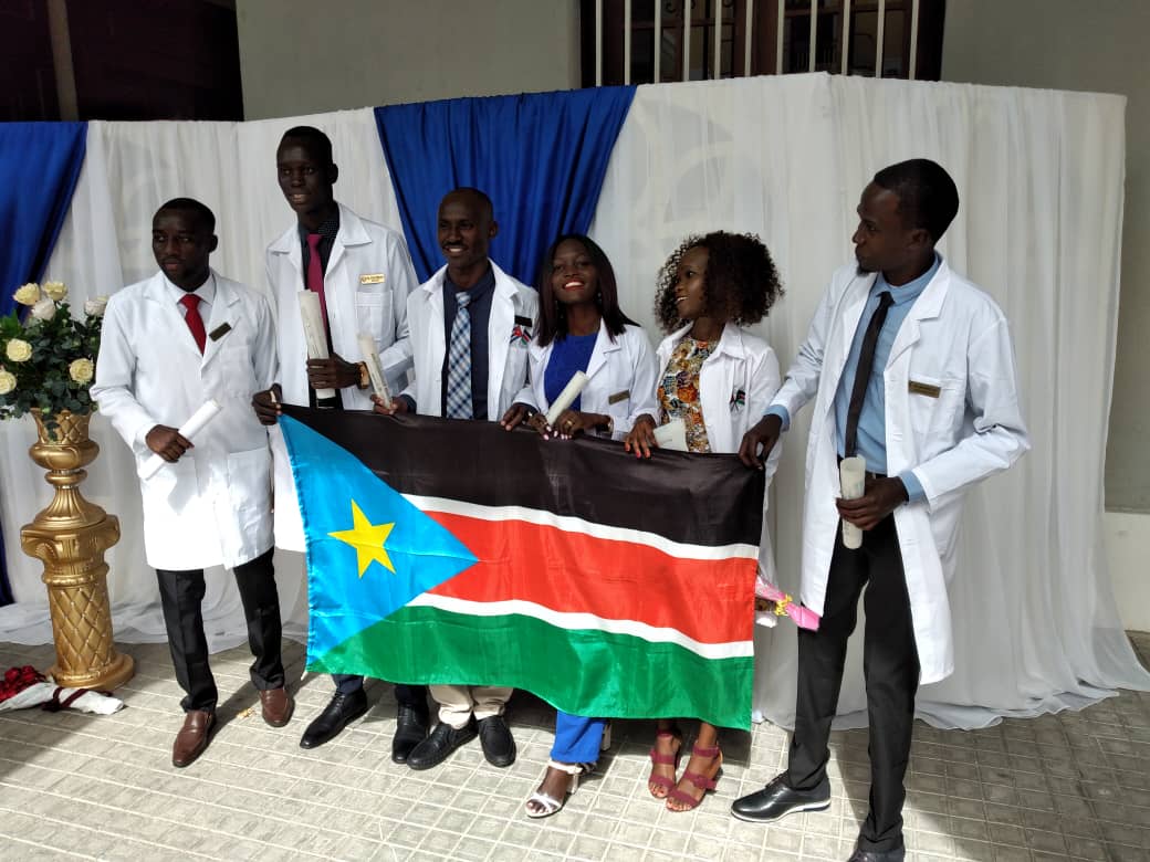 DrLasu's tweet photo. #Take_our_doctors_home
One year in cuba waiting for tickets from ministry of higher education Science & technology/ Ministry Of health. Any NGO or concerned citizen, time to act is now.
@SouthSudanGov
@ssdoctorsunion
@SouthSudanMedia
@SSNGOF
@SSRCS
#SSOT https://t.co/lnrkRvcEUr