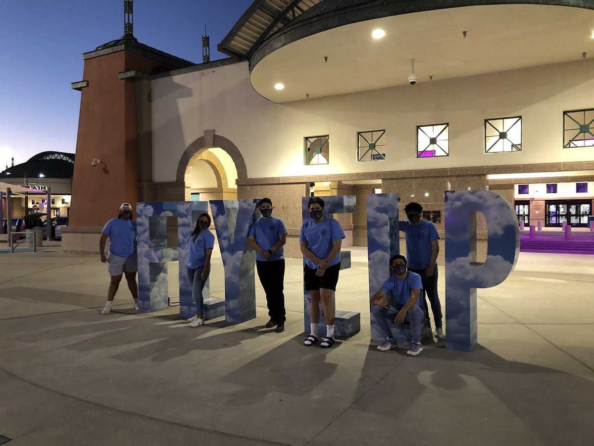 cmlopez1's tweet photo. The @flyelp honored @DVHSYISD tonight for #Homecoming2020 On behalf of @dvhsstuco_ we thank you for this amazing tribute to our community! #OctoberNightLights #OFOD #THEDISTRICT @YsletaISD https://t.co/VYs7ybo48V