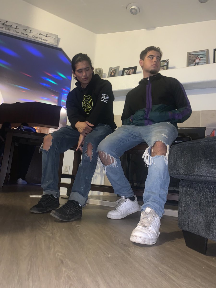 hustlaz_J3's tweet photo. 🖕🏽❄️ https://t.co/OeToJ12px3