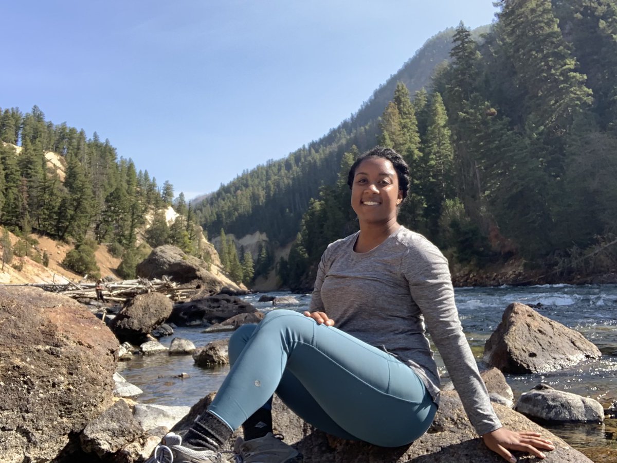 #BICRollCall and I am in attendance! My name is Krystle Osby and I am a 4th year PhD candidate at @UUtah. I work in @huntsmancancer studying B-catenin’s relationship to estrogen signaling in endometrial cancer. Thank you #BlackInCancerWeek for the platform to showcase our talent!
