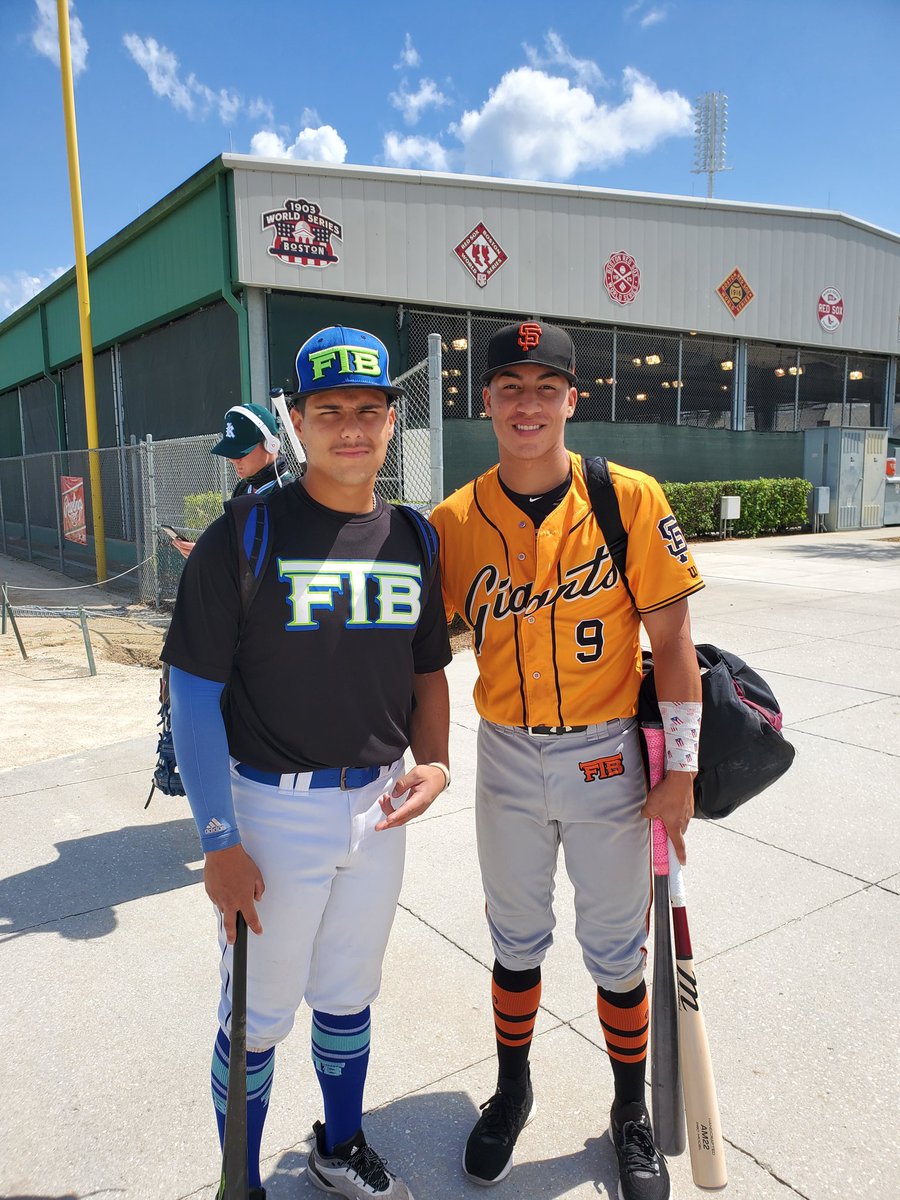 Ftb22Soto's tweet photo. This weekend was above par at the WWBA World Championship with Tucci And SF Giants for this opportunity thank you #WWBAWorld @ftbteams @ftb @JeredGoodwin3 @PerfectGameUSA https://t.co/EahgtrpMdX