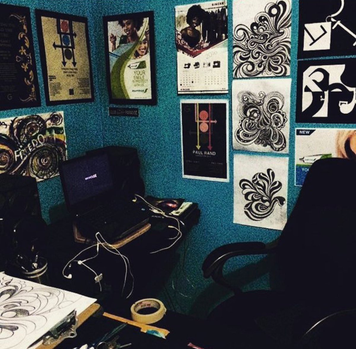 Delawness tweet media