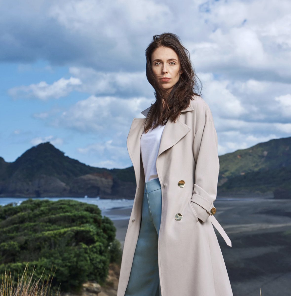 Name two politicians more likely to team up to solve strange murders in quiet seaside towns. I'll wait...