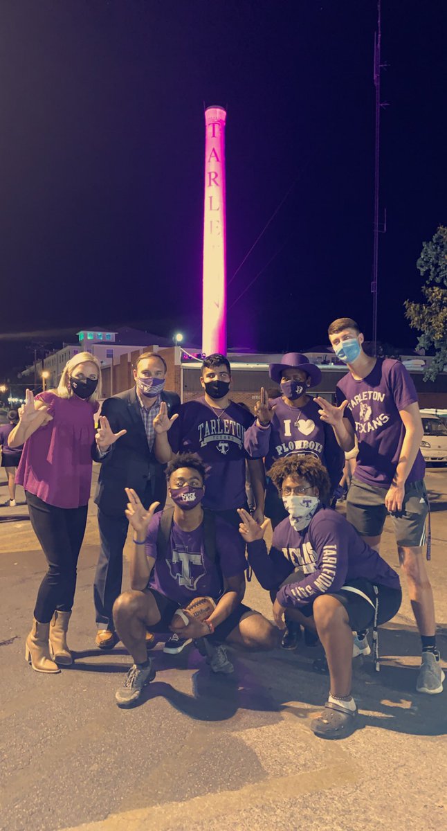 LathesTowns's tweet photo. We are ready to celebrate #BleedingPurple ALL WEEK LONG! #OnYeTarleton #RollTexans #TarletnTradition #TexanSpiritWeek https://t.co/lU8cblPr0b
