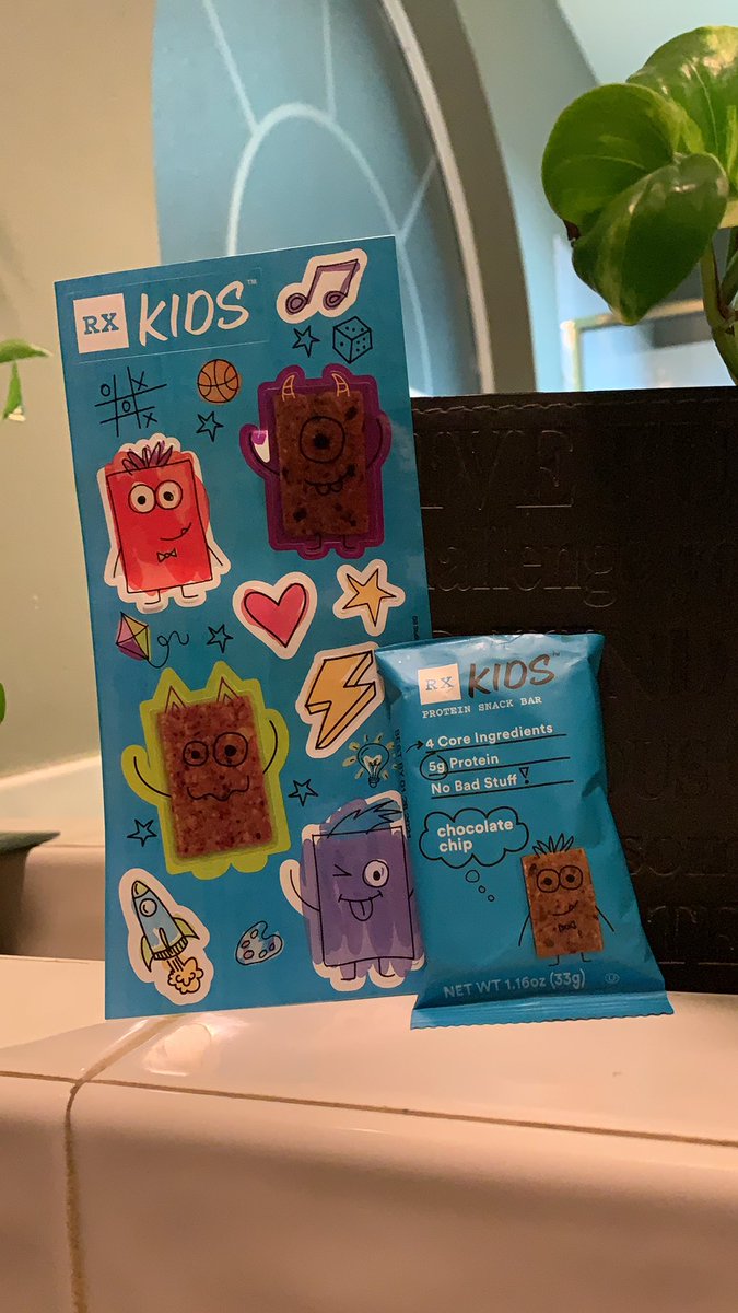 leah420ish's tweet photo. Enjoying our sample box!#RXKids Chocolate chip protein snack bar. Who says they’re just for kids.🎃So delicious!!! #yummy The stickers are such a cute touch.!! Thank you so much #Samplerlove #nobadstuff #SamplerContest #totalbeauty https://t.co/PUEk491SU2
